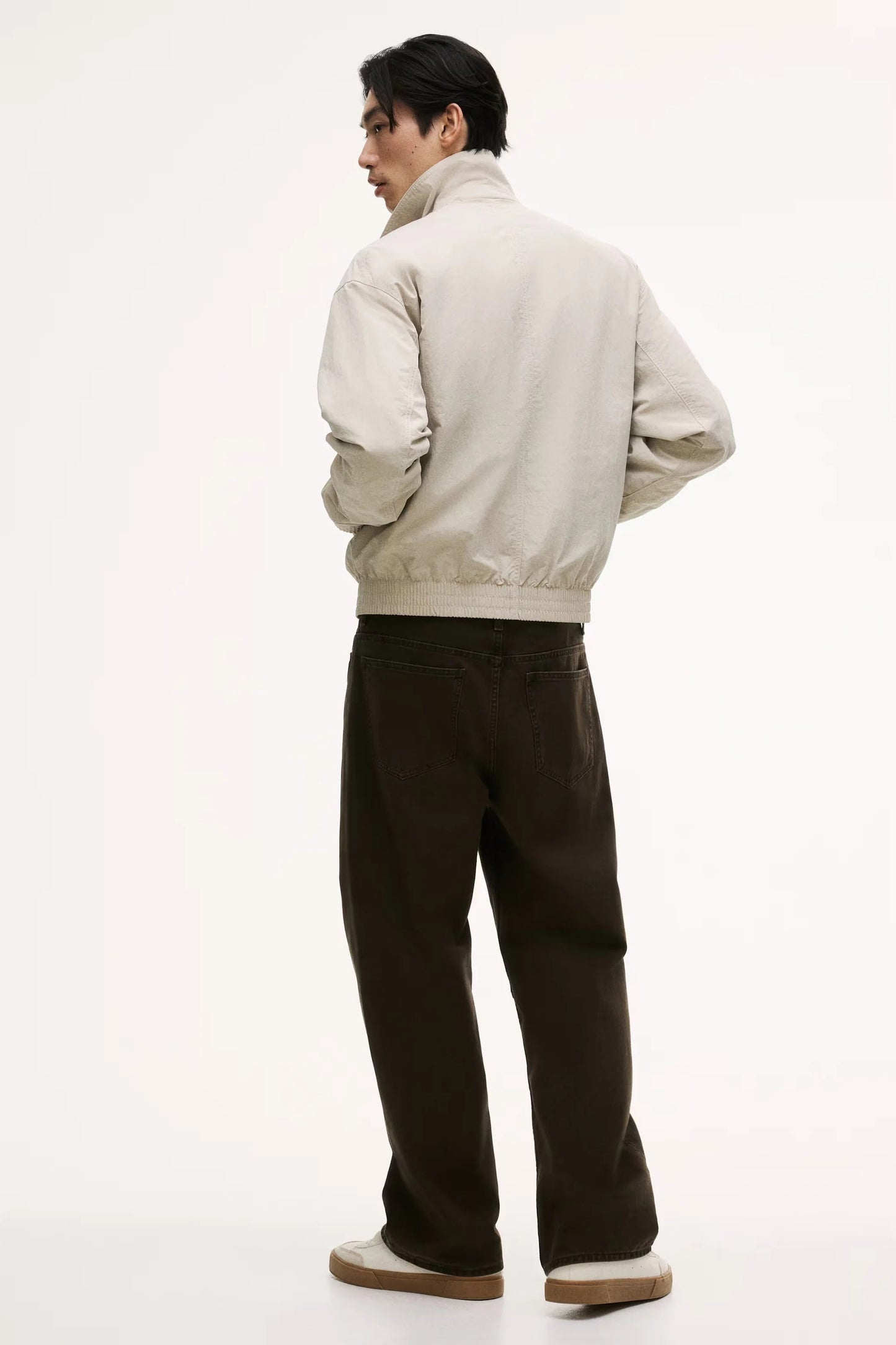 Off-White Zip-Up Casual Jacket – Lightweight Minimalist Bomber Style Coat