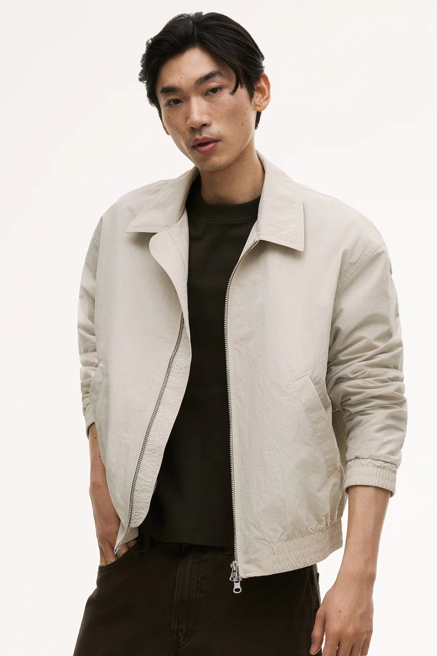 Off-White Zip-Up Casual Jacket – Lightweight Minimalist Bomber Style Coat