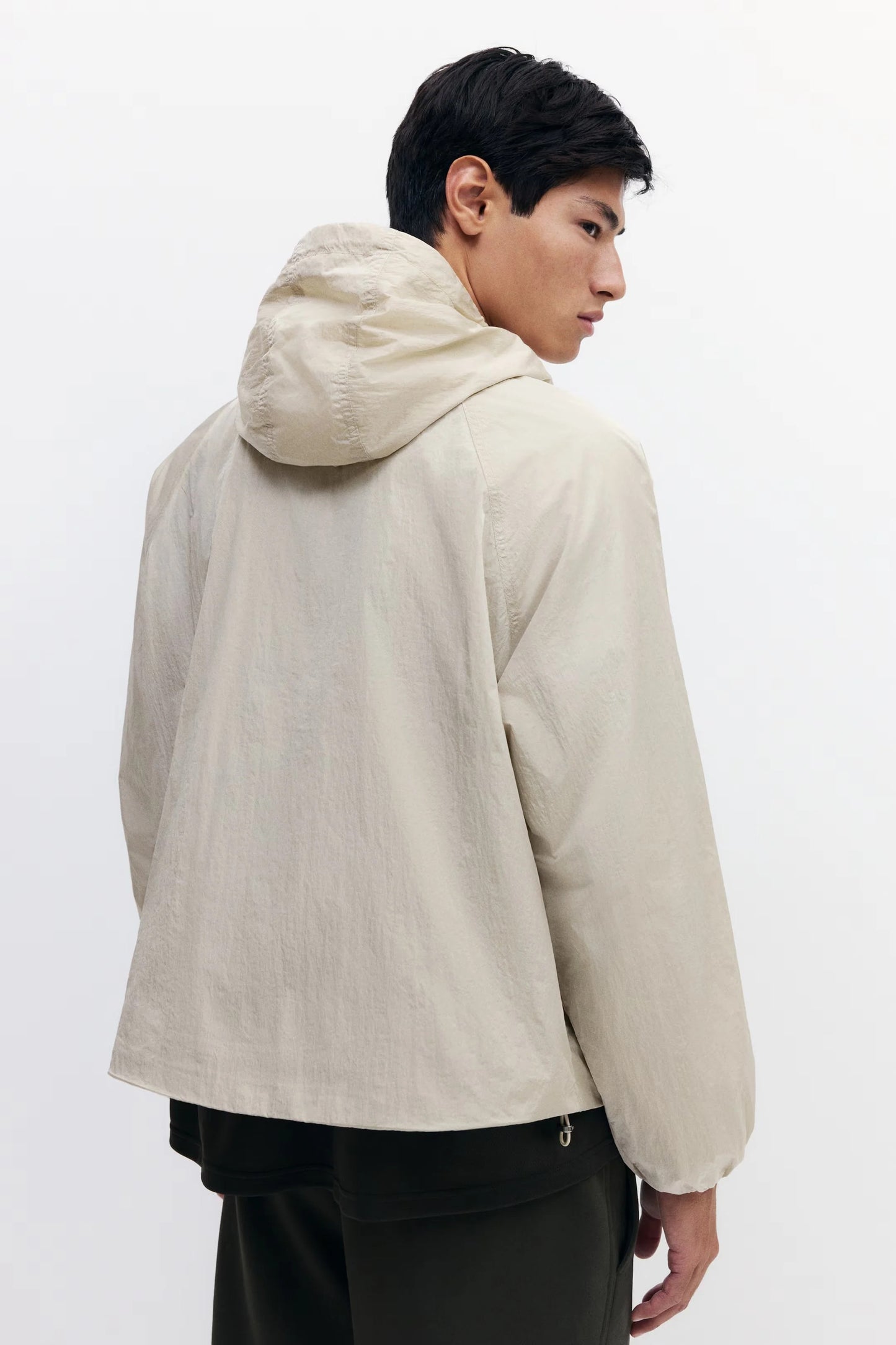 Off-White Hooded Lightweight Jacket – Minimal Windbreaker Zip Coat for Everyday Wear